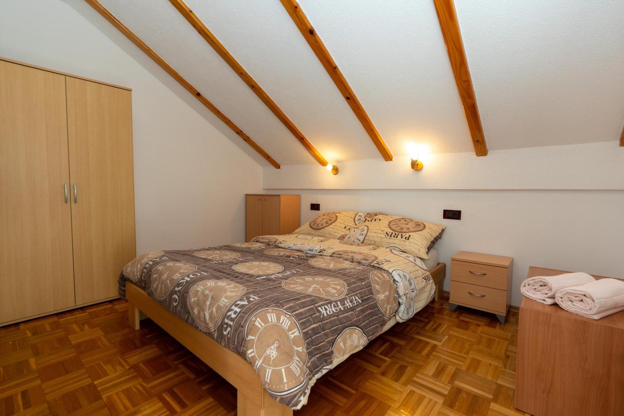 Apartman Miramare Otocac Exterior photo