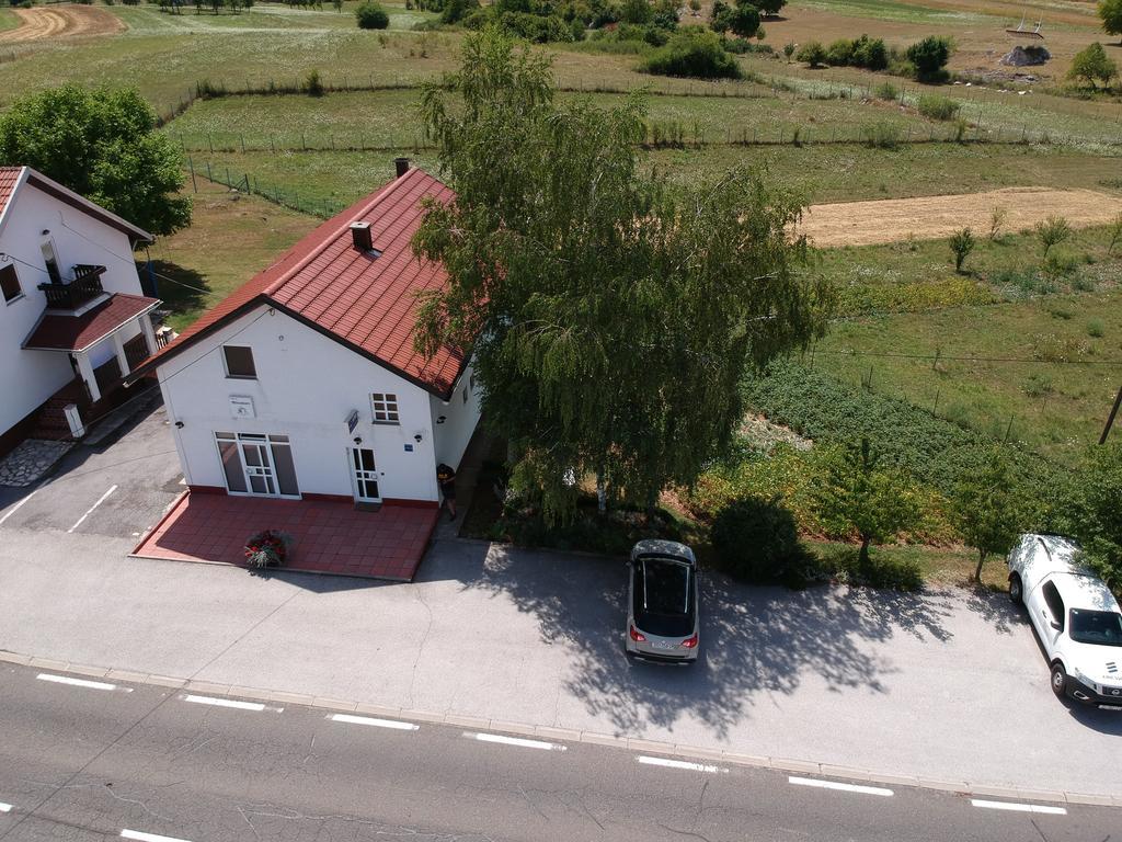 Apartman Miramare Otocac Exterior photo