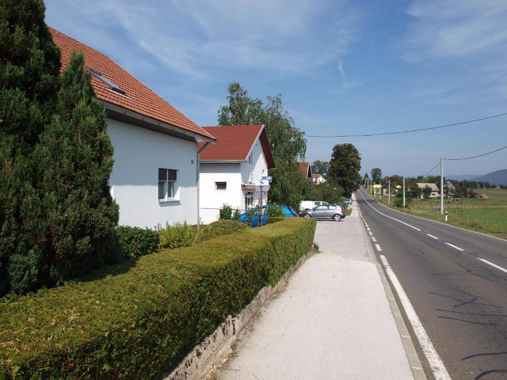 Apartman Miramare Otocac Exterior photo
